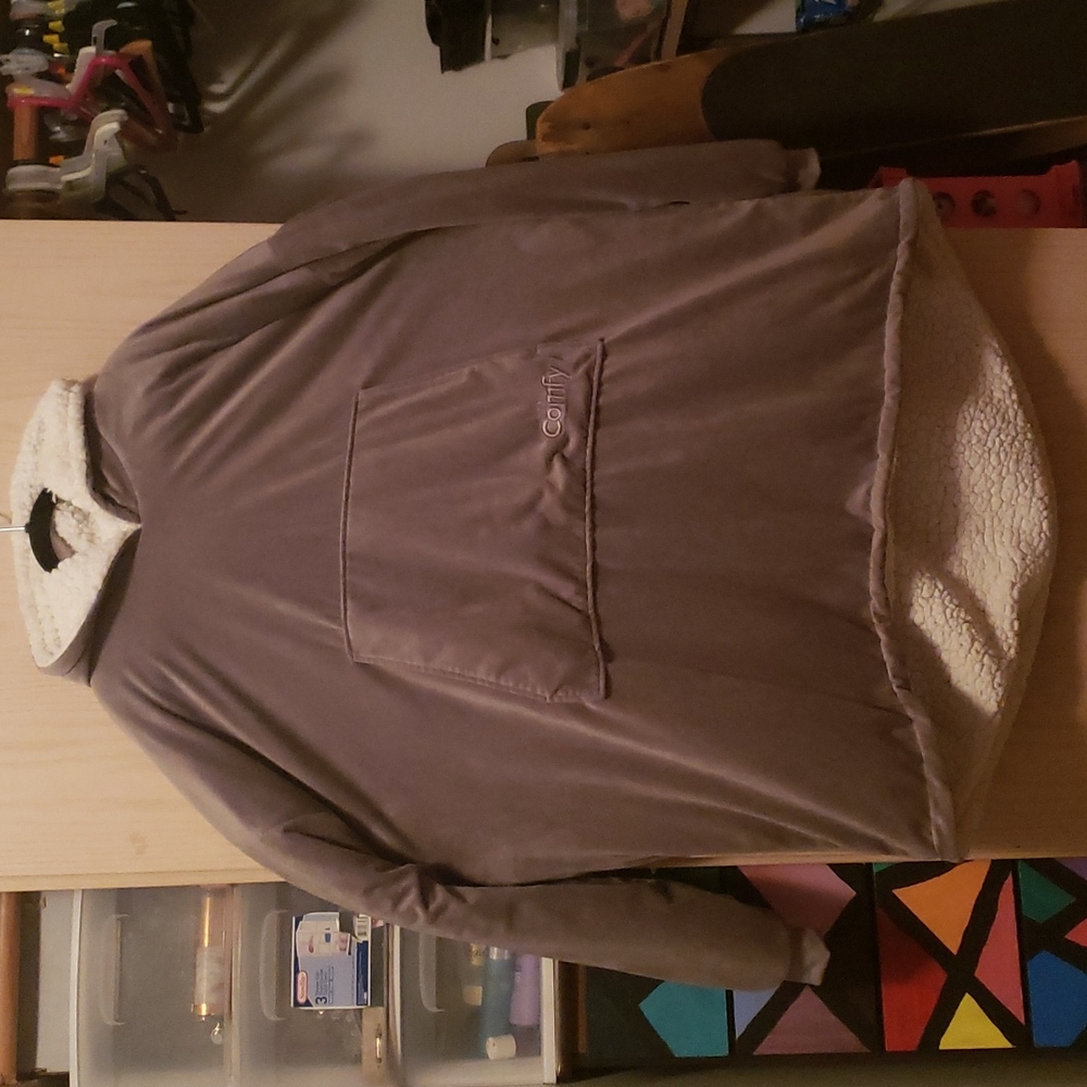 The comfy hoodie grey